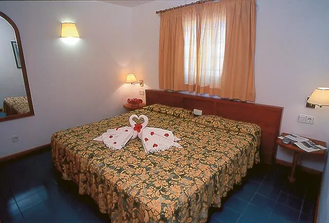 Costa Mar Aparthotel 3*